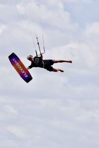 Eleveight-Master C+ V8 Kiteboard