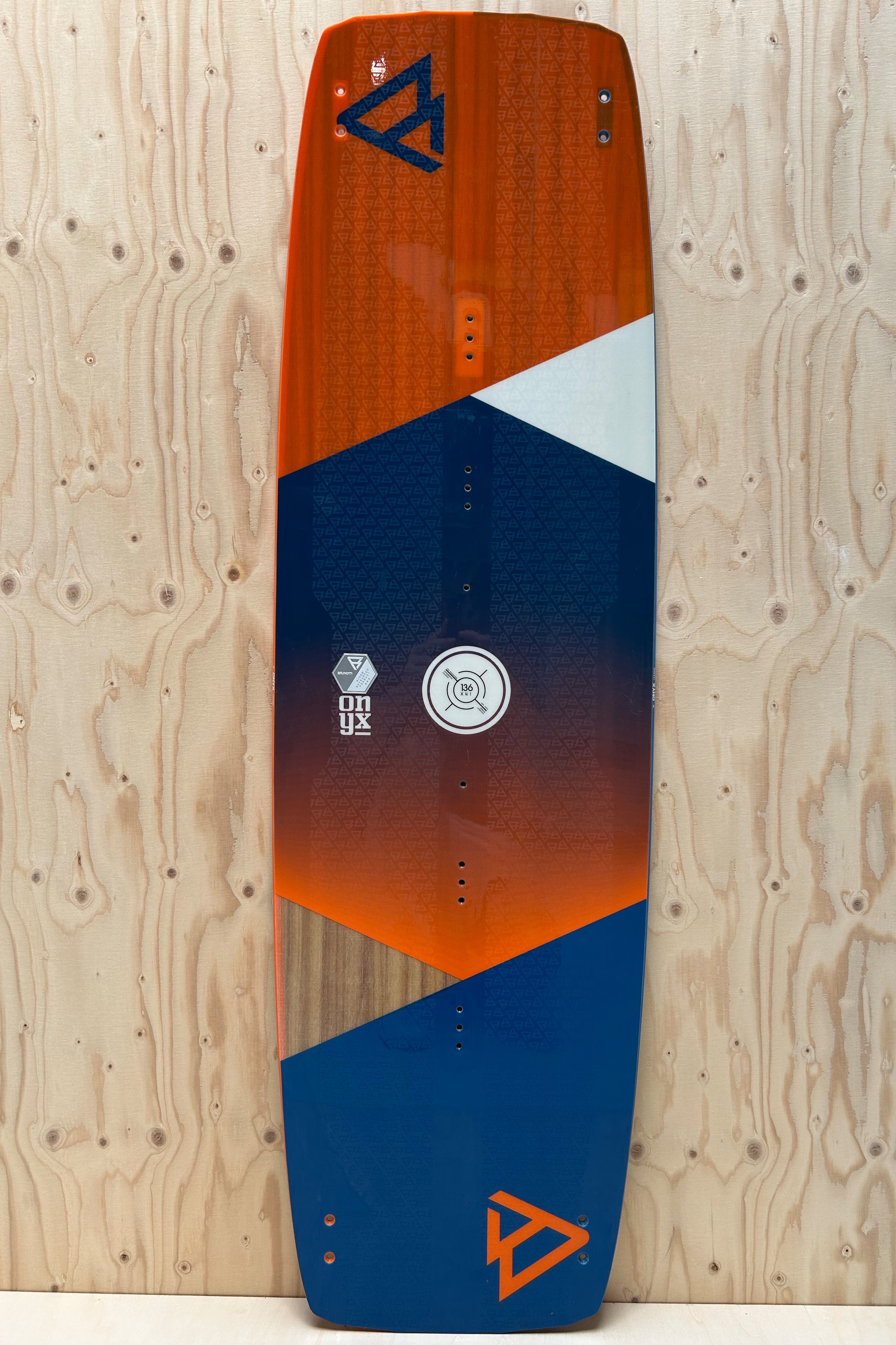 Brunotti-Onyx 2019 Kiteboard (DEMO)