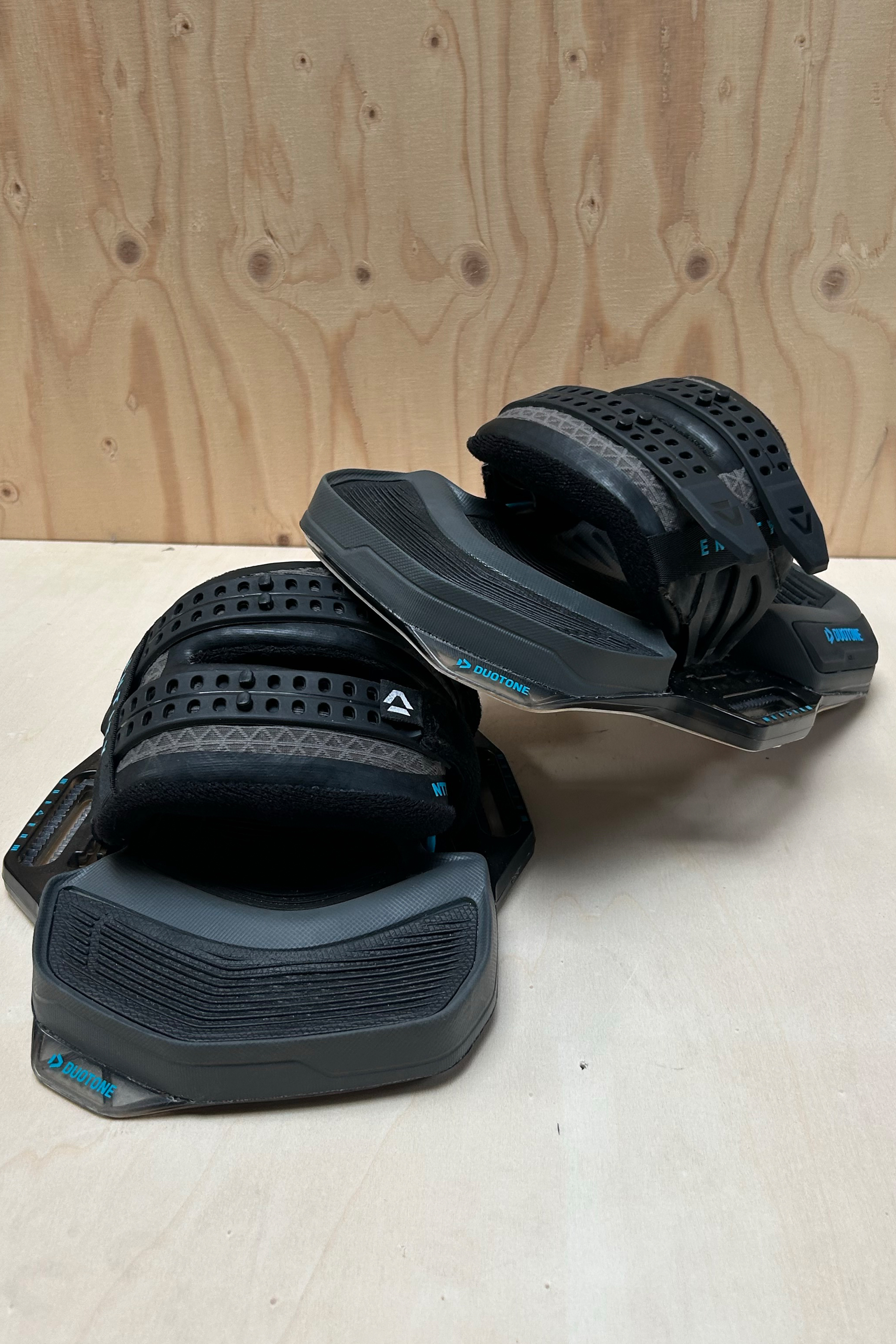 Duotone Kiteboarding-Entity Ergo Bindings (2nd)