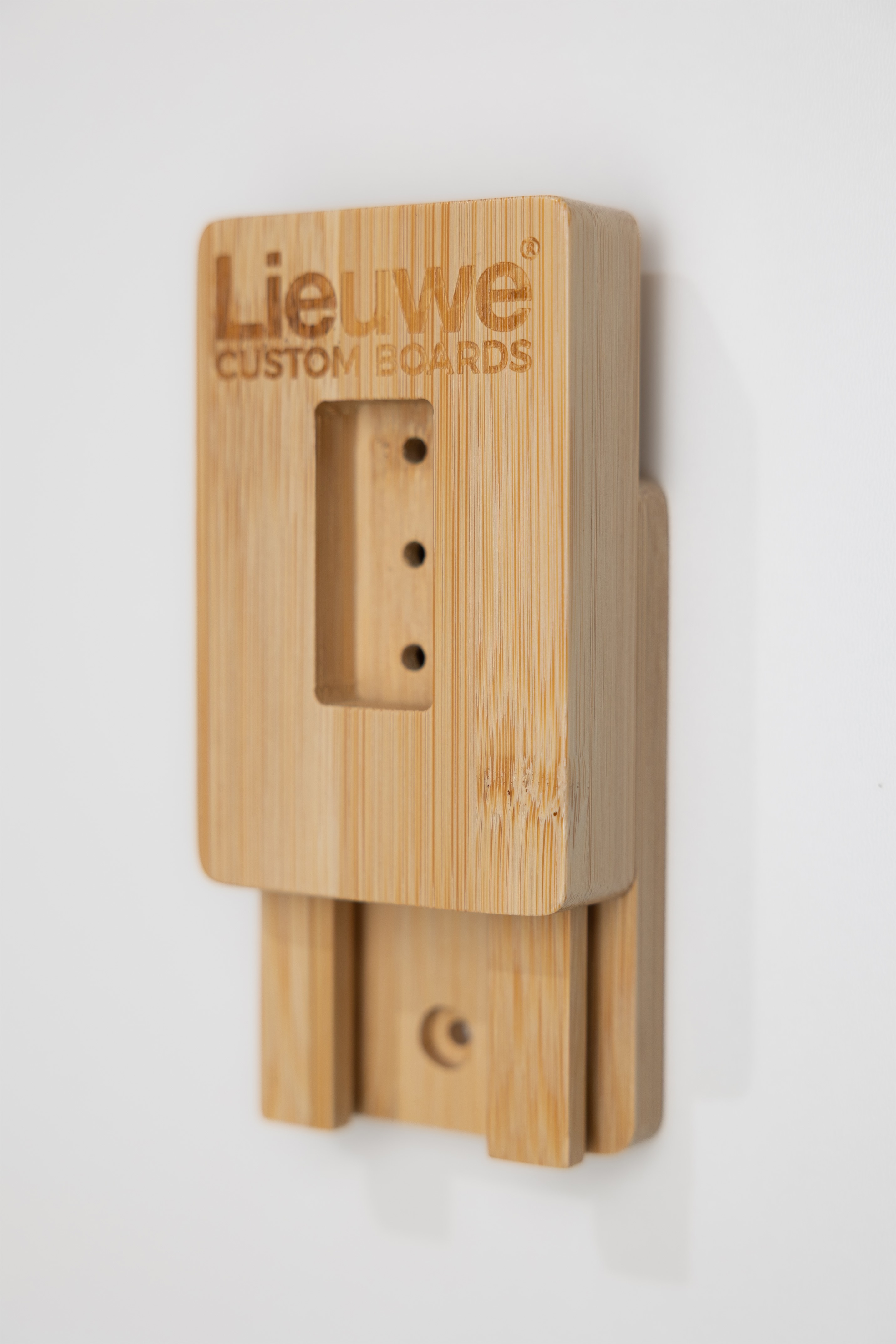 Lieuwe-Board Rack Kiteboard Wall Mount