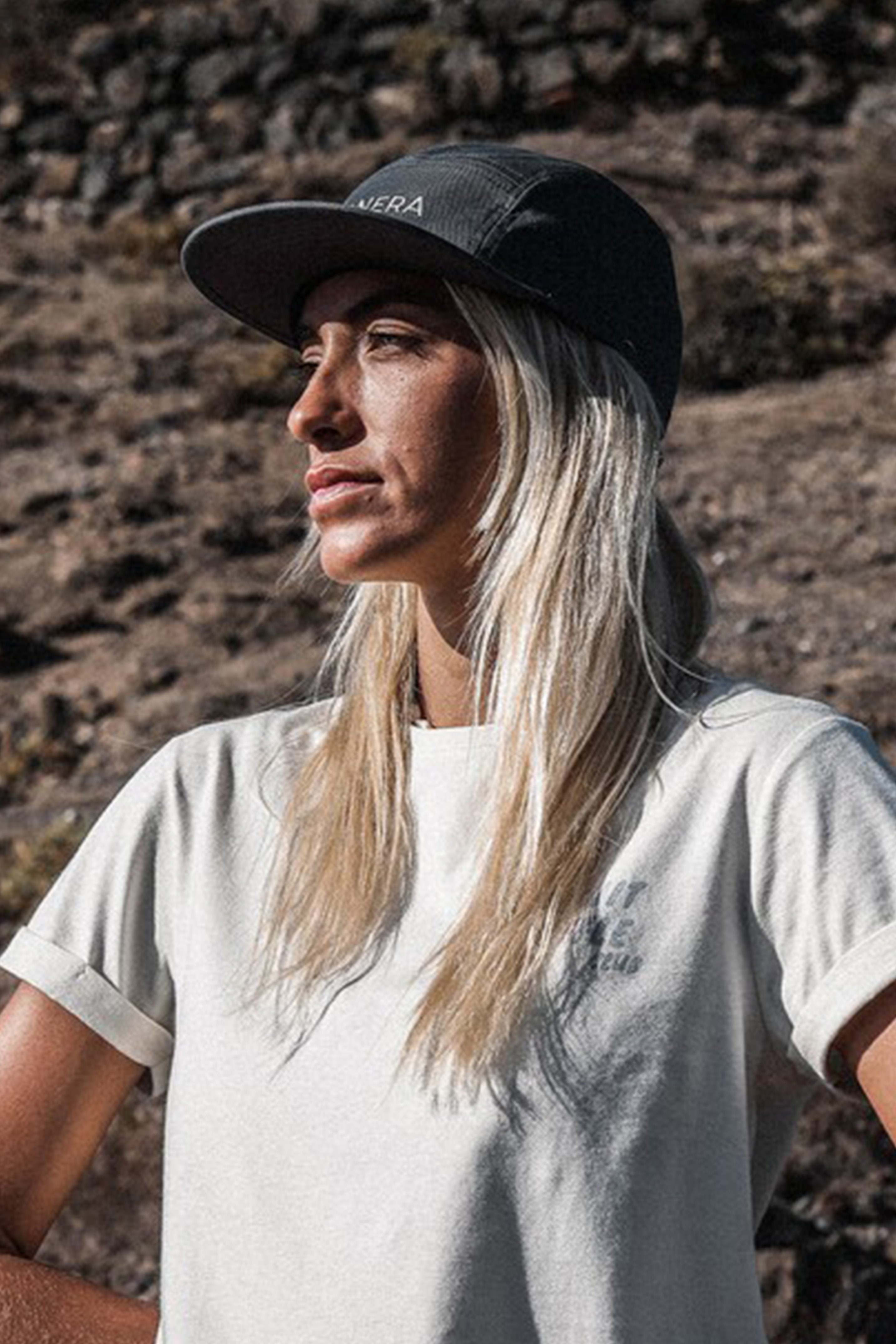 Manera-Cap 5 panels