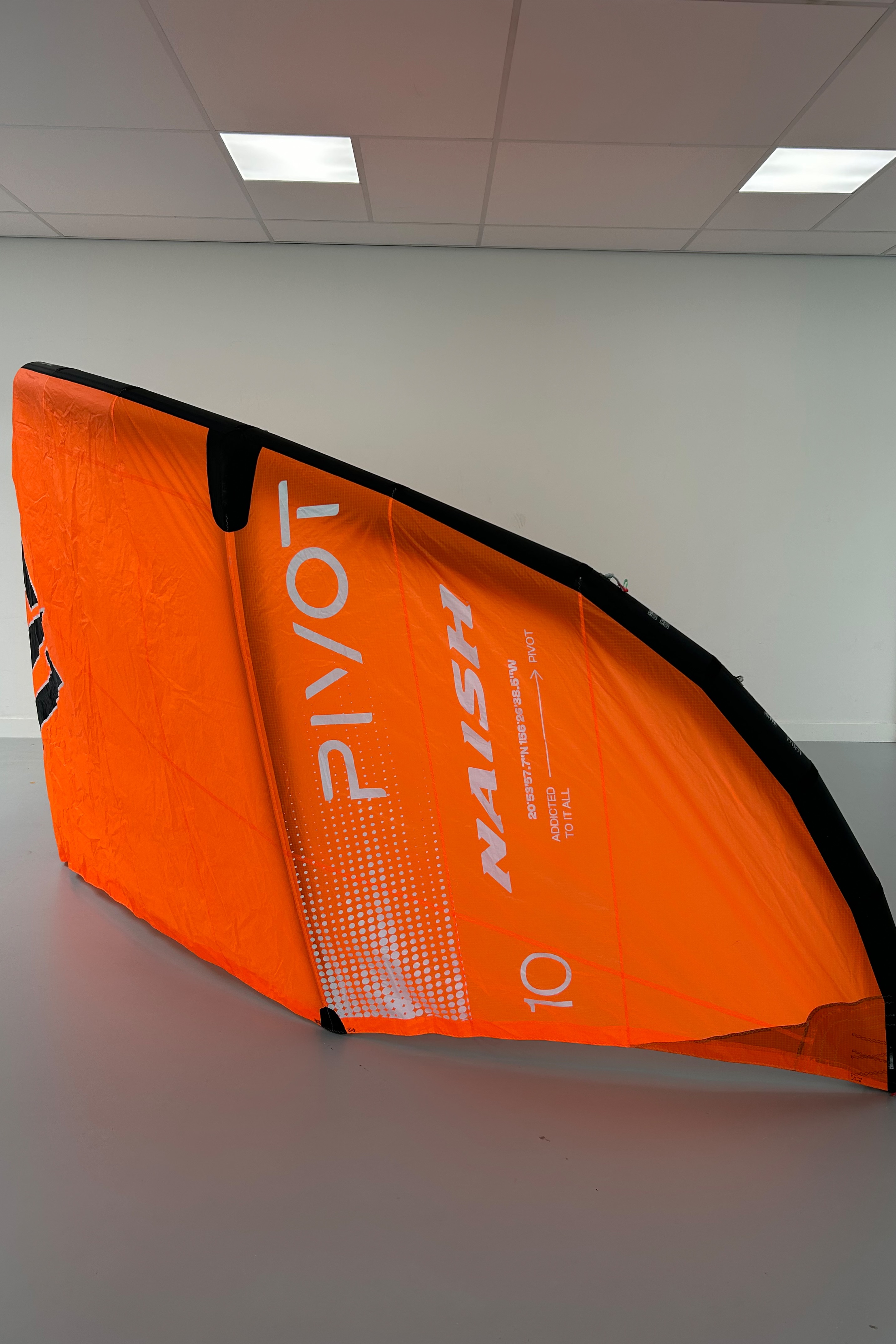 Naish-Pivot 2026 Kite (DEMO)