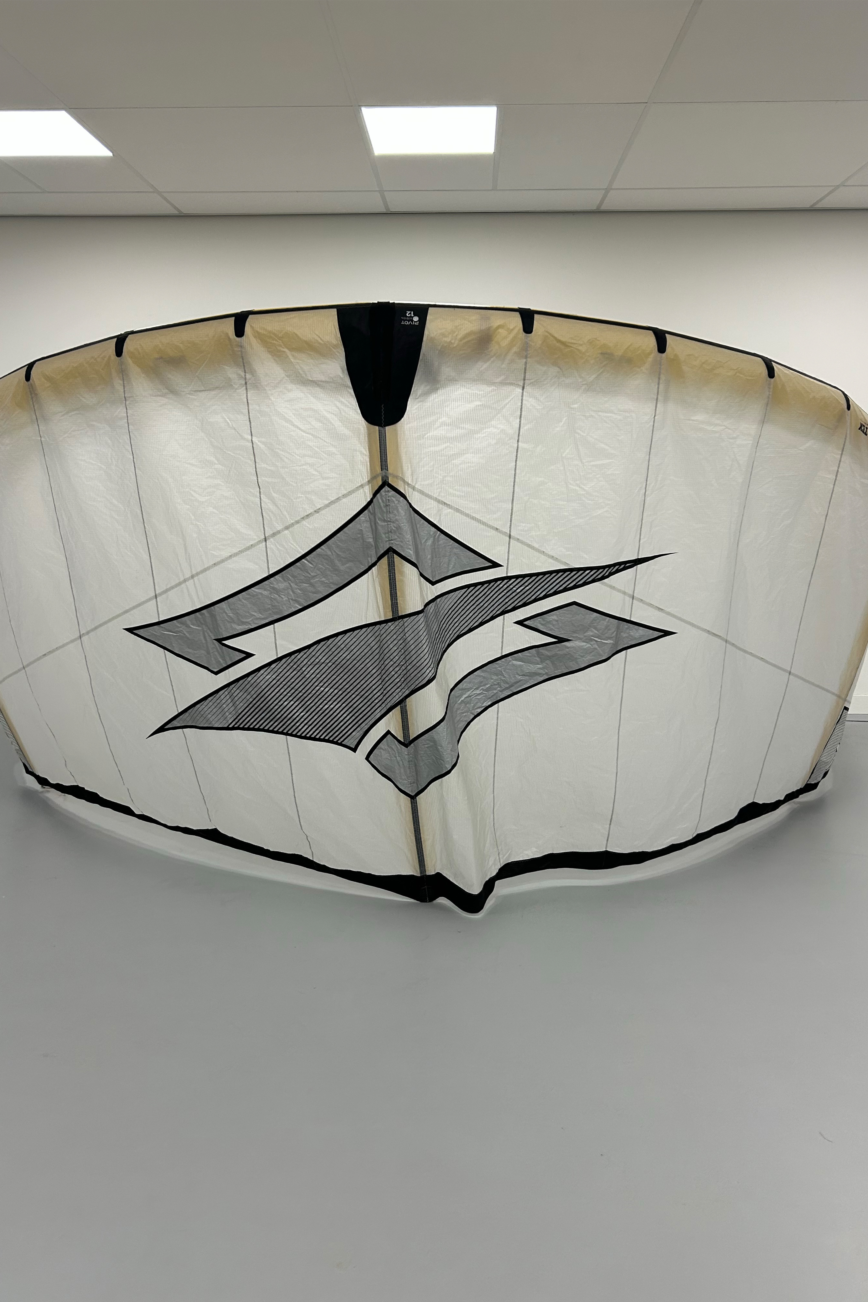 Naish-Pivot Nvision 2024 Kite (2nd)