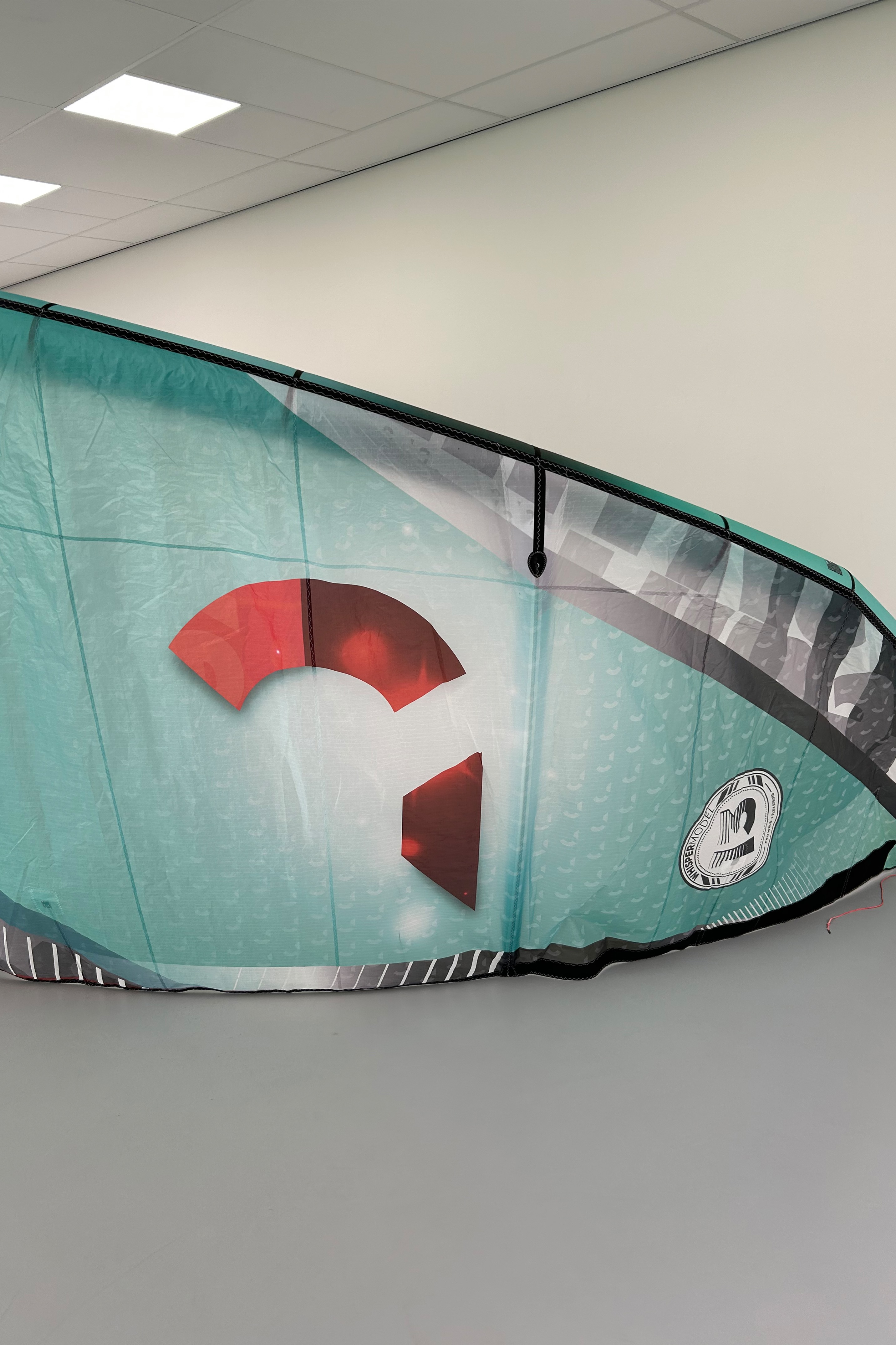 Reedin Kiteboarding-Whisper Model Kite (2nd)